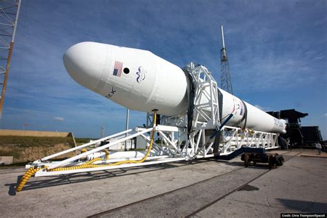 Images: SpaceX's Falcon 9 takes flight - CNET