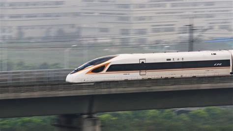 Baru Beroperasi Intip Spek Kereta Cepat Rute Hong Kong Beijing Teknologi