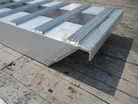 10' Aluminum Ramps | Little League Equipment | Used Stainless Tanker Trailers & Flat Deck Trailers