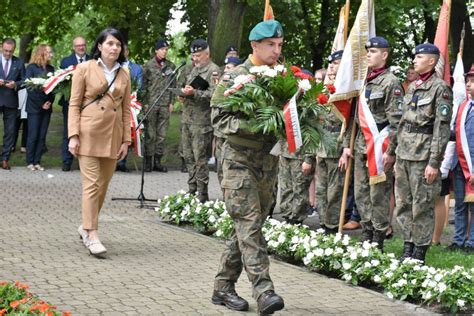 Tak Wygl Da Y Sierpnia Obchody Wi Ta Wojska Polskiego W Che Mie