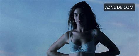Anne Hathaway Nude And Sexy Photo Collection Aznude