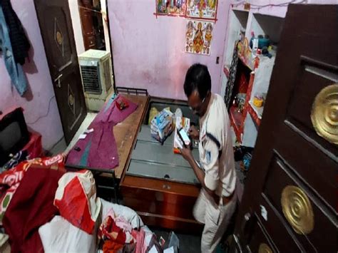 Thieves Entered The House By Breaking The Lock Of The Main Gate