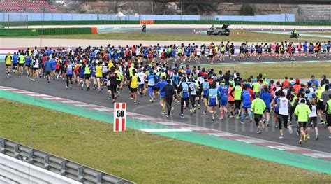 Al Circuito Marco Simoncelli La Prima Edizione Della Misano Marathon