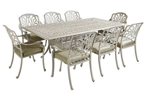 Hartman Amalfi 8 Seat Rectangular Dining Set In Maize Wheatgrass