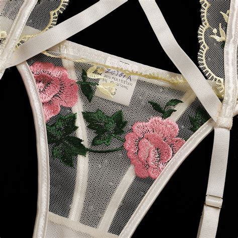 Floral Embroidery Lace Lingerie 3 Piece Set Sexy Underwear Women Bra And Pantie Corset Garters