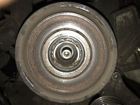 Замена подшипника муфты компрессора — Volkswagen Passat B5, 1,8 л, 2001 ...