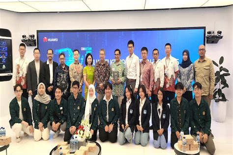 Majalah Ict Huawei Gelar Final National Ict Competition Indonesia