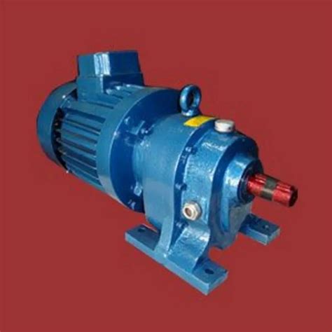 Hp To Hp Three Phase Remi Geared Motor For Conveyors At Rs