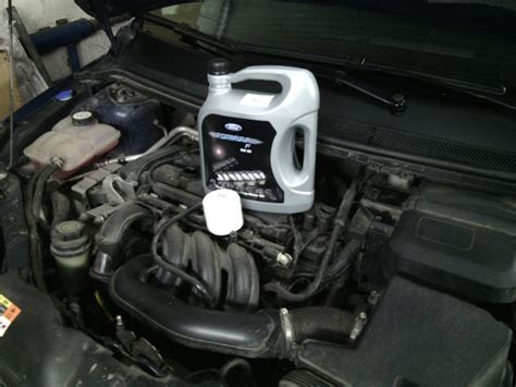 поменял масло — Ford Focus Hatchback II, 1,4 л, 2009 года | плановое ТО ...