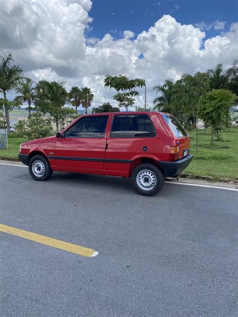 Uno S Placa Preta A Esta O Raridades Re Ne Carros Antigos De Todo