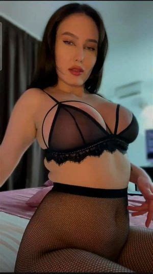 Striptease Pornhub Sexy Girl Beautiful Babe Porn Spankbang