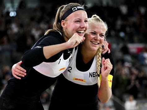 Beachvolleybalsters Stam En Schoon Zetten Eerste Stap Naar Olympische