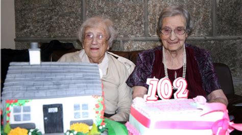 Oldest Living Twins Scottish Sisters Confirmed As New World Record