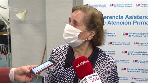 Los mayores de 70 años comienzan hoy a recibir la vacuna de la gripe y