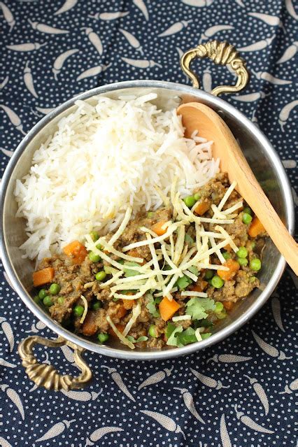 Un peu gay dans les coings Curry parsi de viande hachée kheema