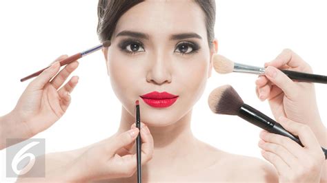 Top Berita Hari Ini Kesalahan Pakai Make Up Yang Buat Wajah