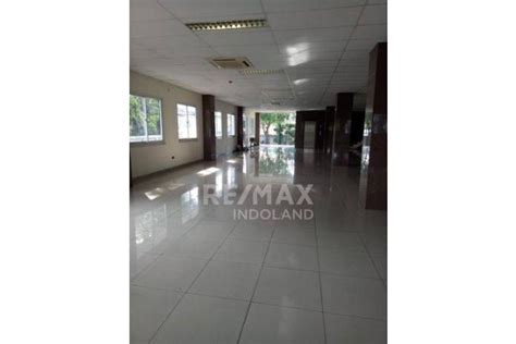 Ruang Kantor Gedung Kantor Office Building Di Cikini Jl Raden Saleh