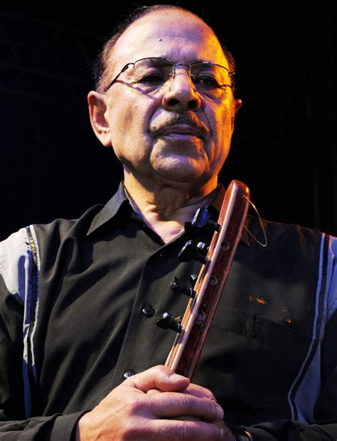 Neşet Ertaş Yolcu şarkı Sözleri 4