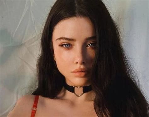 Girls In Lingerie Pics