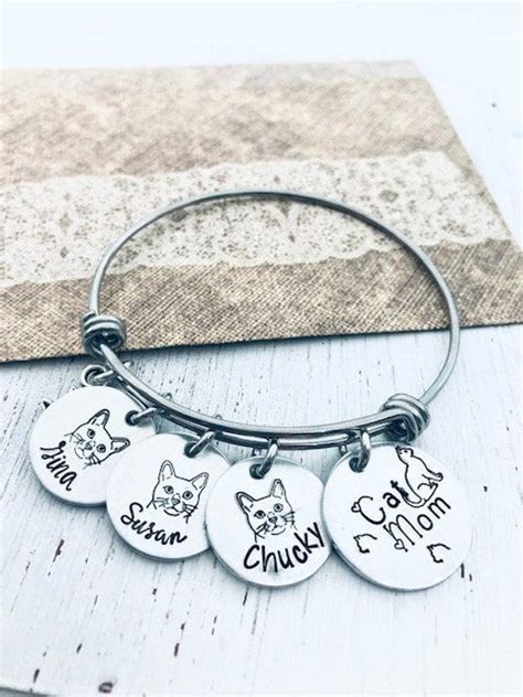 Personalized Cat T Cat Name Bracelet Pet Name Tag Cat Etsy In 2022