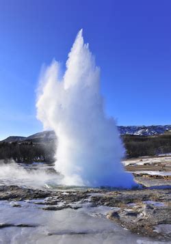 Geothermal Energy Examples - The video highlights the basic principles ...