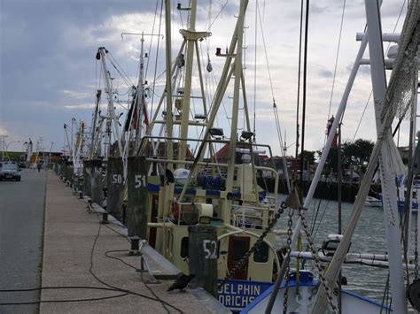 Fischkutter Im Hafen Von Büsum Foto And Bild Schiffe Und Seewege Boote