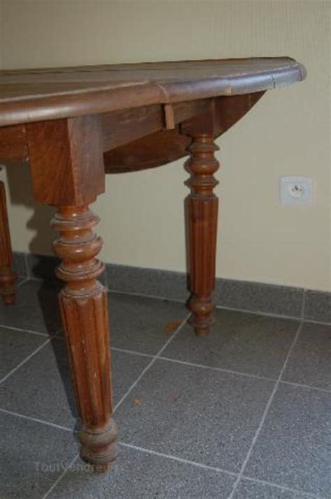 TABLE ANCIENNE BOIS MASSIF Virginy 51800 Ameublement