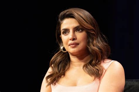 Priyanka Chopra Jonas Says She Cried To My Husband After Being Told Shes Not Sample Size