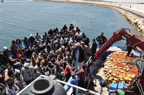 Libyan Coast Guard Rescues 210 Migrants The Libya Observer