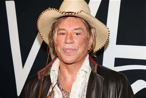 Mickey Rourke cumple 70 años la caída del sex symbol de los 80 y su adicción a las cirugías