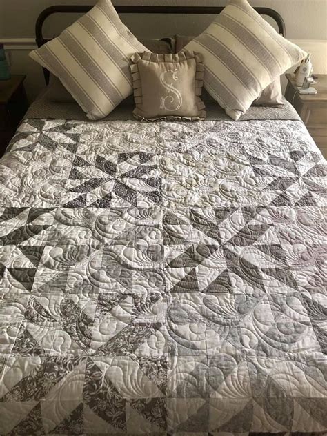 Grey Quilt Patterns