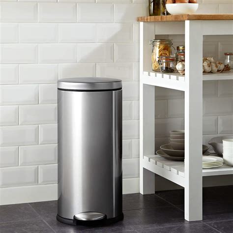 King International Stainless Steel Plain Pedal Dustbin With Lid And