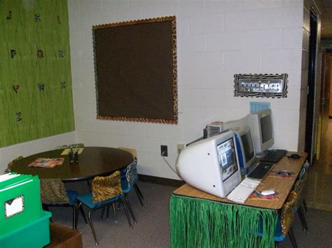 Jungle Theme Classroom | Jungle Theme Classroom | Jungle theme ...