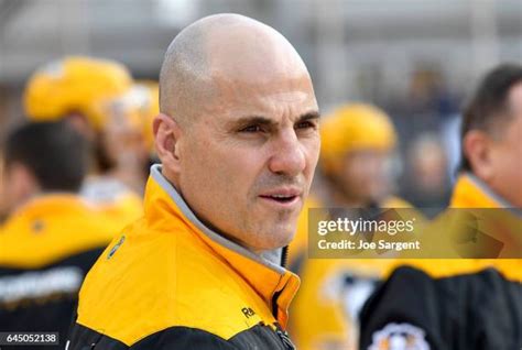 Rick Tocchet Penguins Photos and Premium High Res Pictures - Getty Images