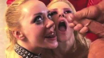 Cum Guzzling Blonde Babes PORNDROIDS
