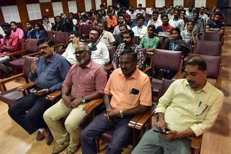 Dr C Anandharamakrishnan Director CSIR NIIST Interacting With Tata