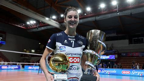 Volley A1 femminile Igor l infortunio di Buijs non è grave ma