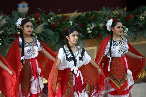 Tere Jiménez Celebra el 87 Aniversario de la Escuela Normal Justo