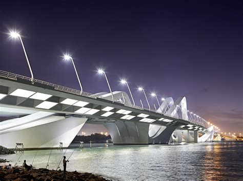 Gallery of Sheikh Zayed Bridge / Zaha Hadid Architects - 2