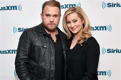 From Bone To Breasts Kellie Pickler Breaks Silence In Explosive Bares It All news