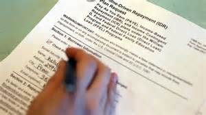 What a shutdown means for student loans, Pell Grants, and FAFSA