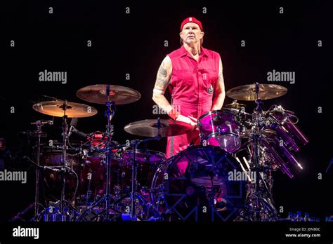 Atlanta Georgia USA 14th Apr 2017 Drummer CHAD SMITH Of Red Hot Chili Peppers At Philips