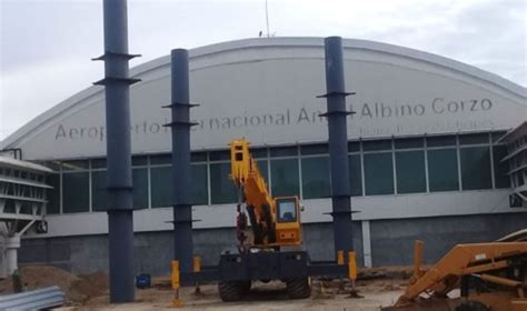 Aeropuerto Ángel Albino Corzo