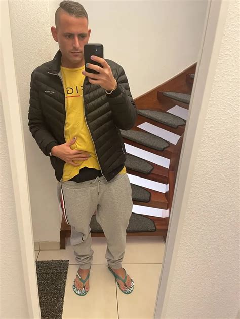 Painted Nails 8 Nude Pics XHamster