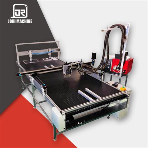 Furniture Making Xy Axis Conveyor Hot Melt Glue Sprayer Machine China