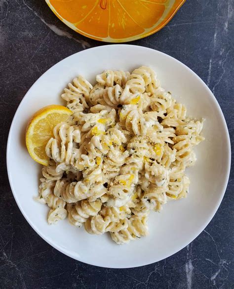 Easy Creamy Lemon Pasta