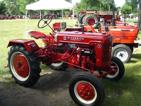 McCormick DLD 2 Farmall Tractors Farmall Tractors