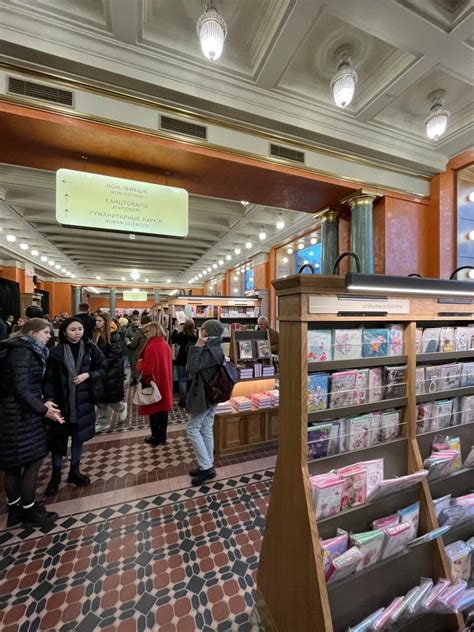 В Доме Зингера на Невском проспекте открылся обновленный книжный ...