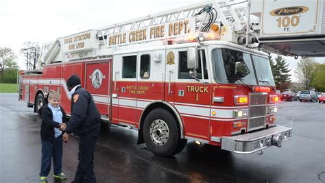 Winner takes ride on a Battle Creek fire truck
