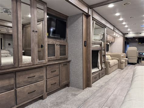 2025 Open Road Allegro - Tiffin Motorhomes